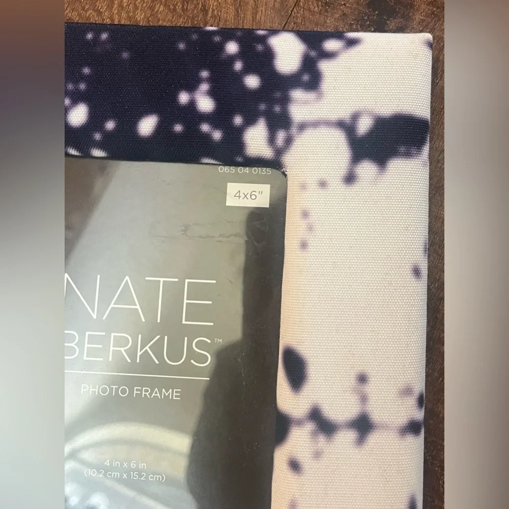 3 brand new Nate berkus quilted marble design picture frames 4”x6”